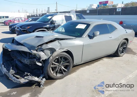 2018 Dodge Challenger Sxt Plus z USA, uszkodzony, nr VIN 2C3CDZAG8JH297117
